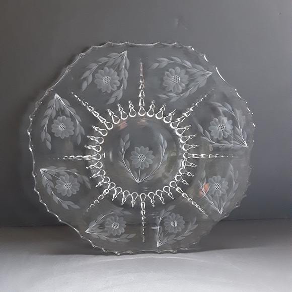 15" Vintage Cornflower Serving Platter Gorgeous Depression Glass Serving Plate - Picture 7 of 7